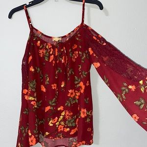 3/$12🔥 Takara open shoulder blouse